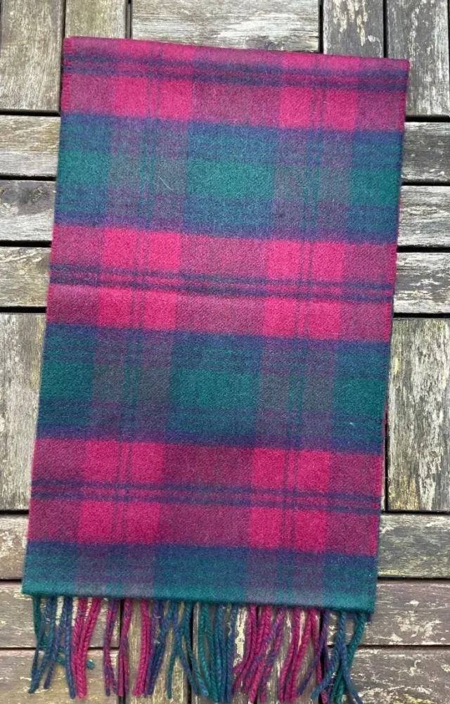 Mens Cashmere Scarves|Ladies Cashmere Scarves*Sweater Shop 100% Cashmere Green Red Tartan