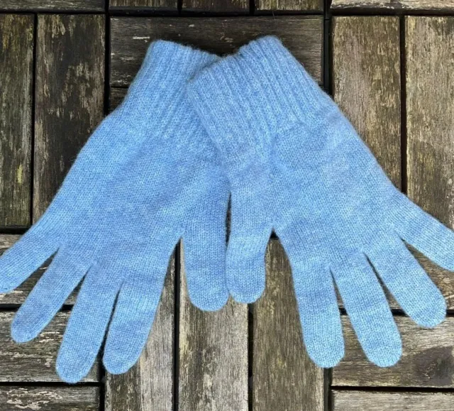 Aran Gloves & Mittens*Sweater Shop 100% Lambswool Gloves Sky Blue - Ladies