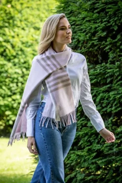 Ladies Wool Cashmere Scarves*Sweater Shop 100% Merino Wool Scarf Delicate Pink