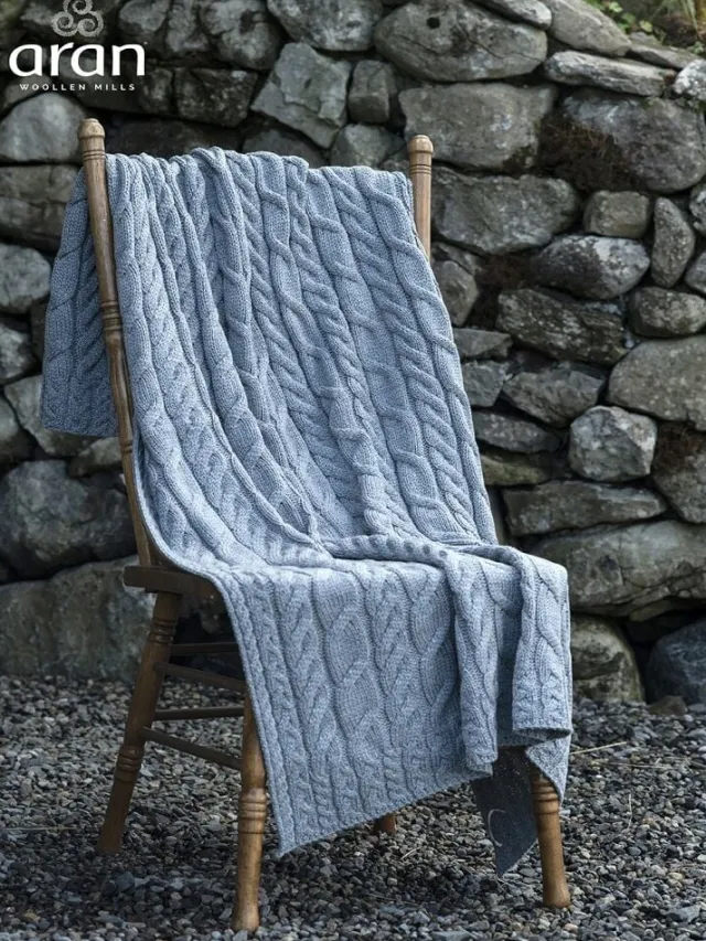 Aran Wool Throws*Sweater Shop Aran Cable Knit Blanket Super Soft Merino Grey/Blue