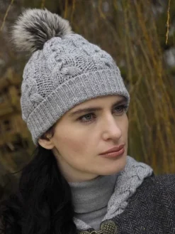 Aran Wool Hats*Sweater Shop Aran Cable Knit Hat Pom Pom Silver