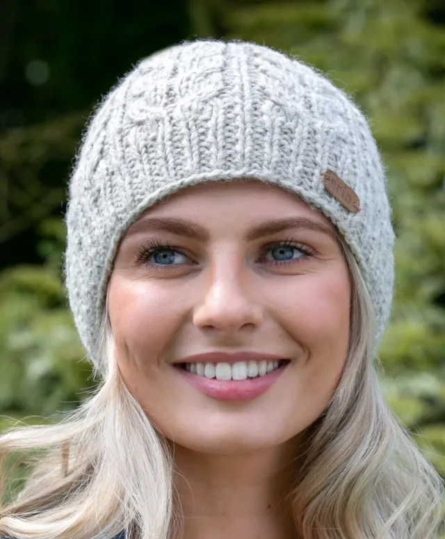 Aran Wool Hats*Sweater Shop Erin Cable Knit Hat Oatmeal