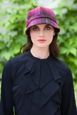 Aran Wool Hats*Sweater Shop Flapper Cap Pink Check - colour no. 223A One Size