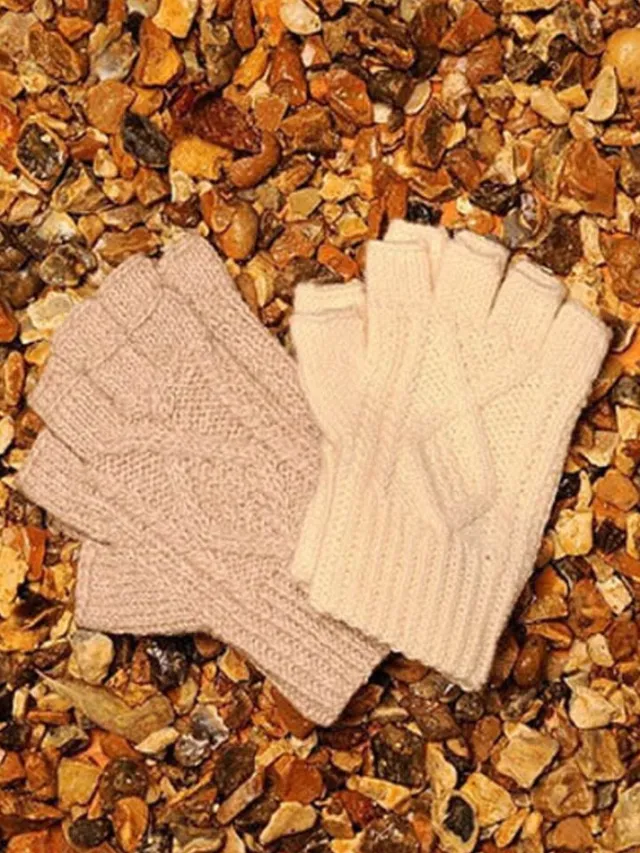 Aran Gloves & Mittens*Sweater Shop Hand Knit Fingerless Aran Gloves