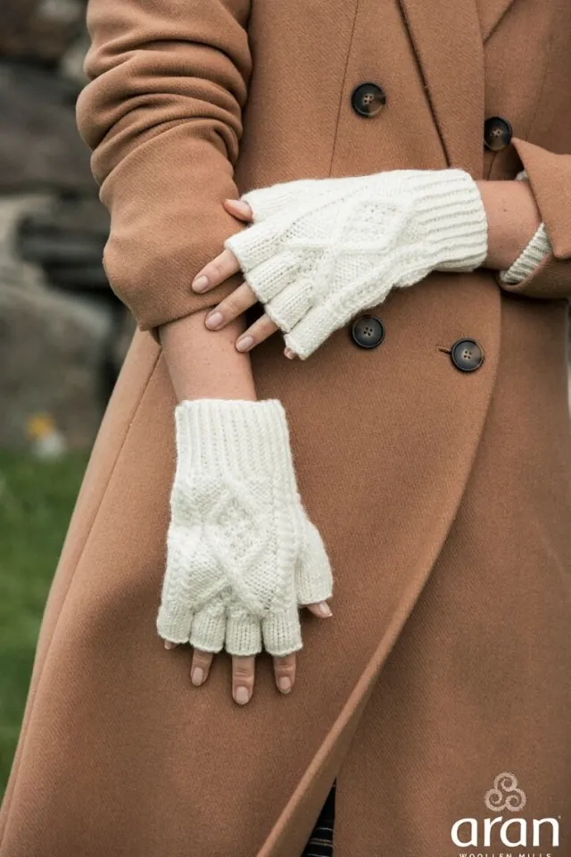 Aran Gloves & Mittens*Sweater Shop Hand Knit Fingerless Aran Gloves