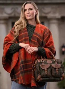 Ladies Aran Ponchos & Capes*Sweater Shop Lambswool Cape Col: 633