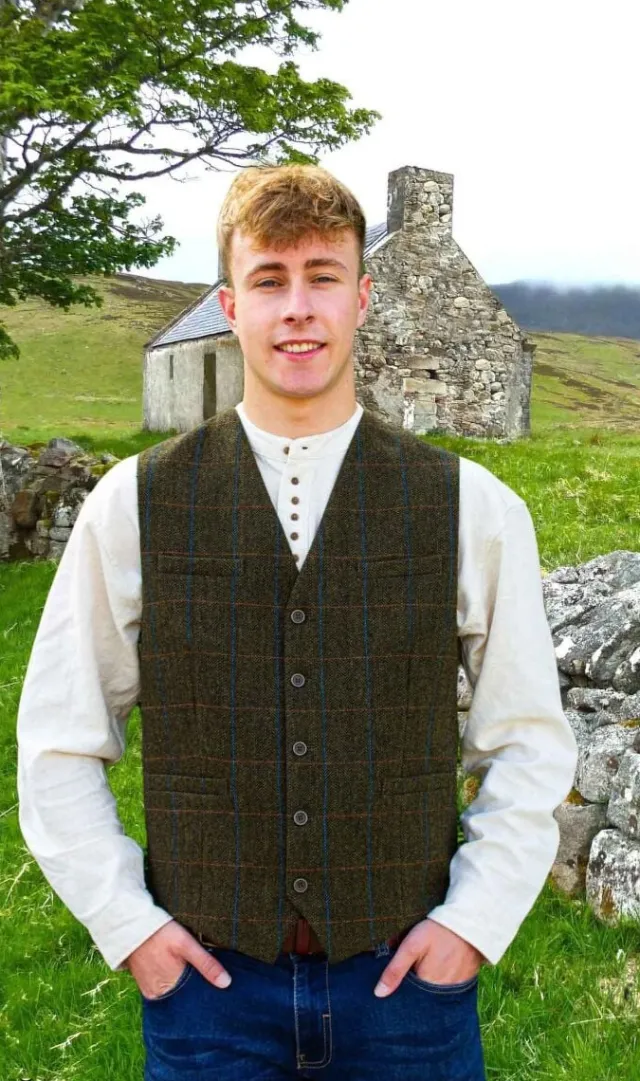 Mens Grandfather Shirts|Mens Waistcoats*Sweater Shop Mens Tweed Waistcoat Olive Overcheck