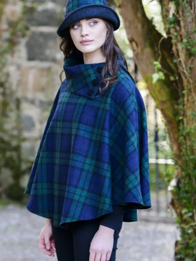 Womens Irish Knitwear*Sweater Shop Mucros Tweed Poncho Navy and Green