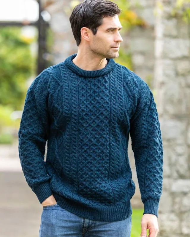 Womens Irish Knitwear*Sweater Shop Pure Wool Aran Sweater Unisex Black Watch