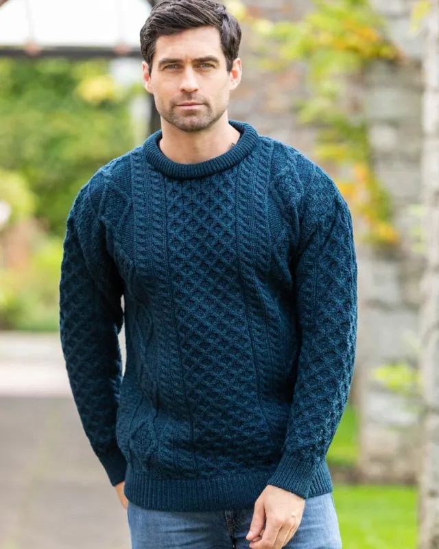 Womens Irish Knitwear*Sweater Shop Pure Wool Aran Sweater Unisex Black Watch