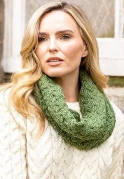 Ladies Merino Wool Scarves|Ladies Aran Scarves*Sweater Shop Super Soft Aran Snood Green B859