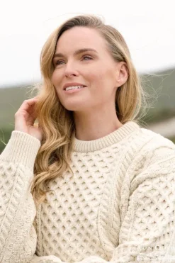 Womens Irish Knitwear|Womens Aran Fisherman Sweaters*Sweater Shop Super Soft Crew Neck Sweater Natural