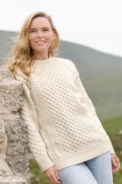 Womens Irish Knitwear|Womens Aran Fisherman Sweaters*Sweater Shop Super Soft Crew Neck Sweater Natural