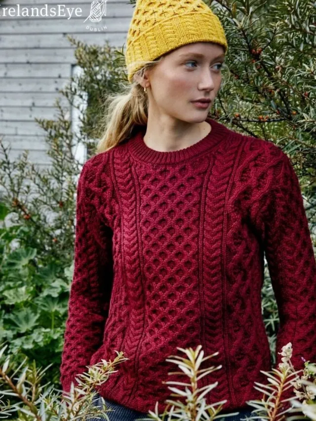 Womens Irish Knitwear|Womens Aran Fisherman Sweaters*Sweater Shop Unisex Heavyweight Aran Sweater Claret