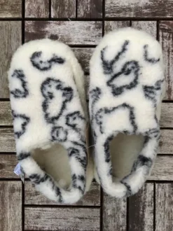 Sheep Toys And Gifts|Wool Slippers*Sweater Shop Unisex Merino Wool Slippers Sheep Design
