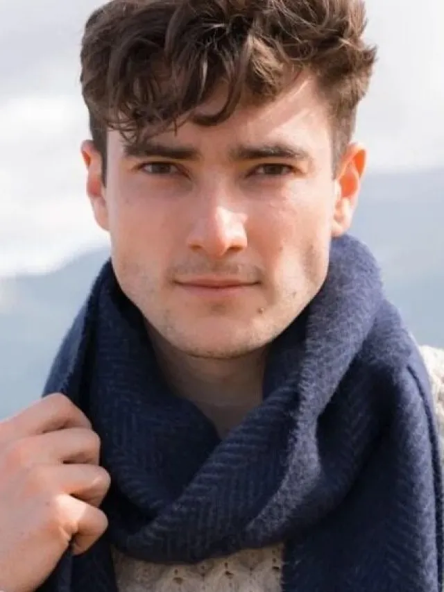Wool Cashmere*Sweater Shop Wool and Cashmere Herringbone Scarf - Navy 2425